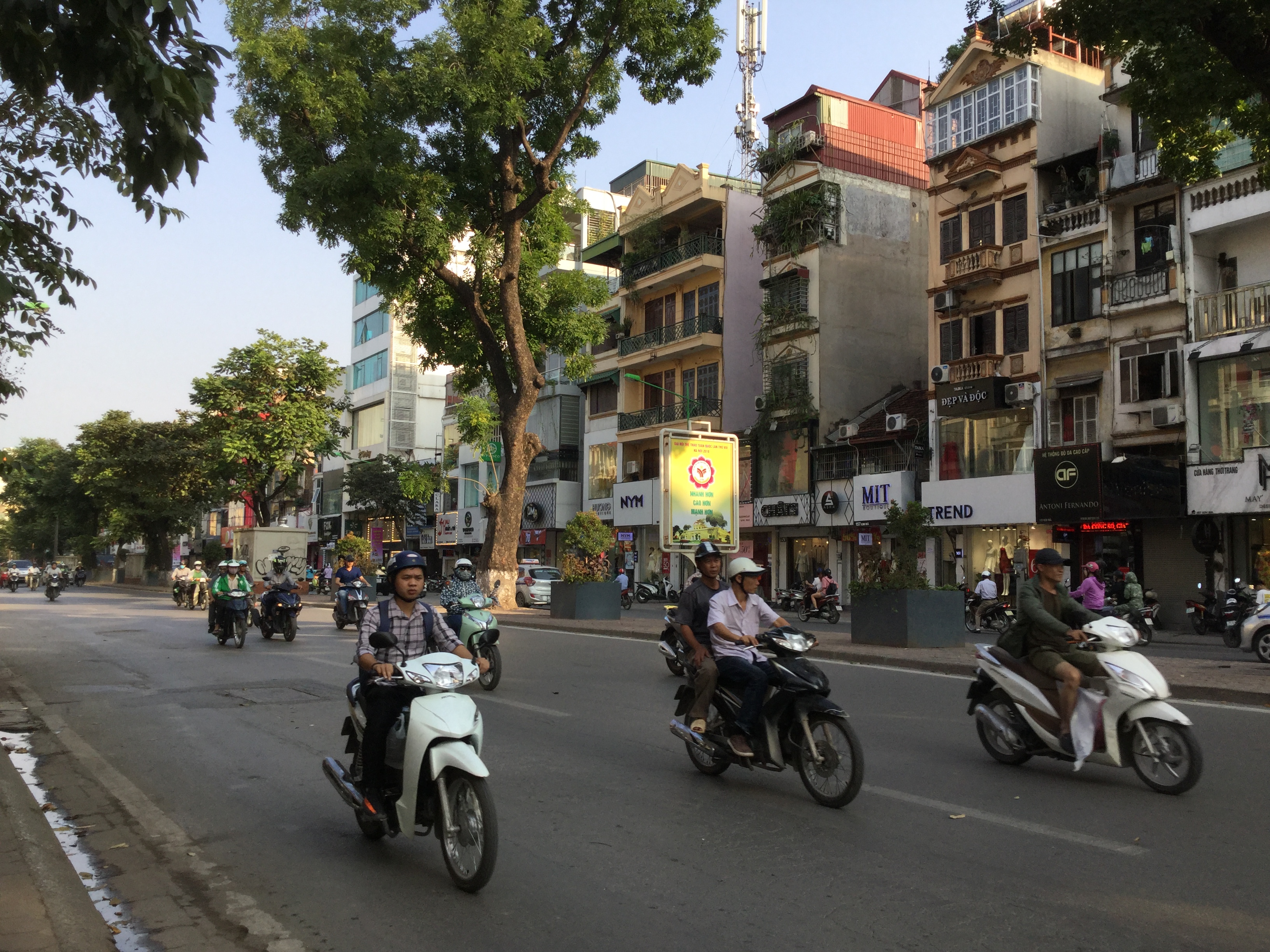 ベトナムにおいて バイクのクラクションはコミュニケーションツールである フリーライター長島清香のhp